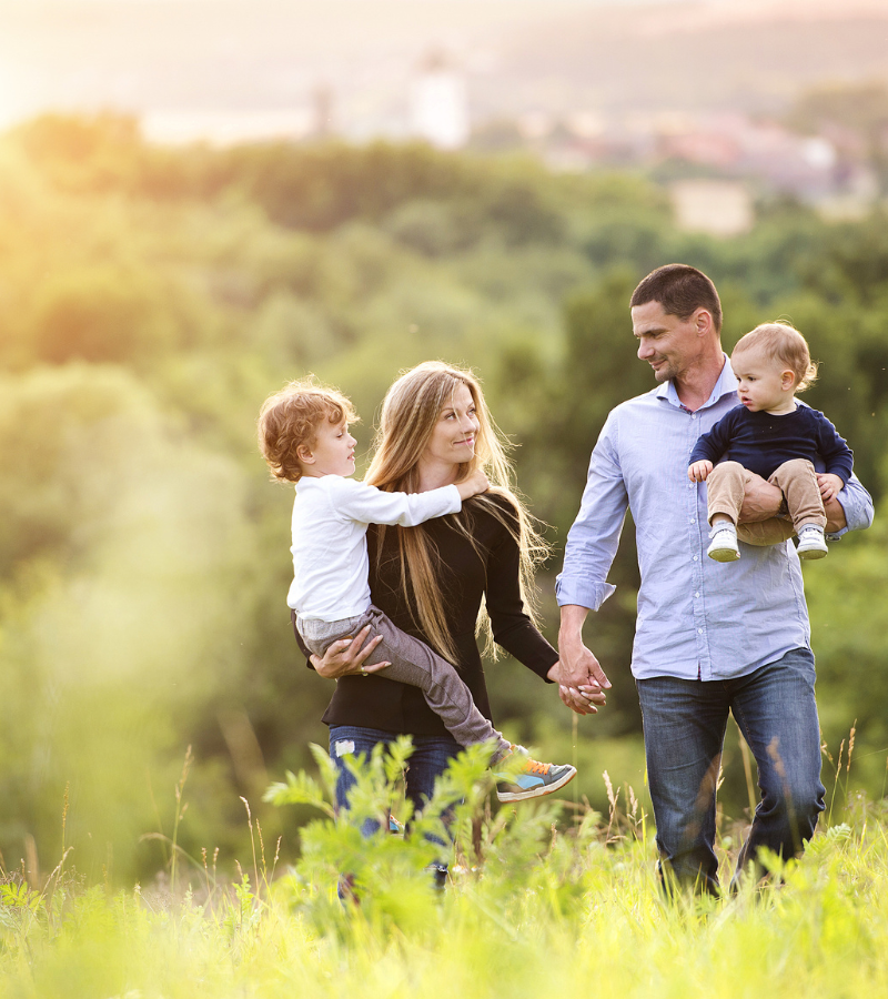 We help clients and families gain the perspective they need to move forward with confidence, strength, and purpose.