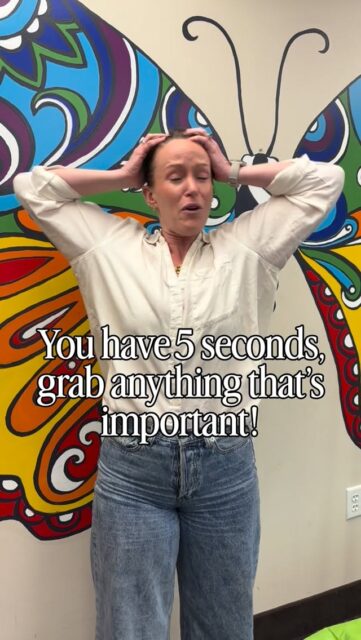 no one moves faster than a play therapist protecting the playroom supplies 😅

Stuffed animals? essential ✨
Art supplies? non-negotiable ✨
Fidgets? absolutely coming with us✨

Ready to support your child’s emotional world in a space that speaks their language? 🌈 

Book a session at grandviewfamilycounseling.com // link in bio 🔗

#therapistsofinstagram #workingwithkids #playtherapy